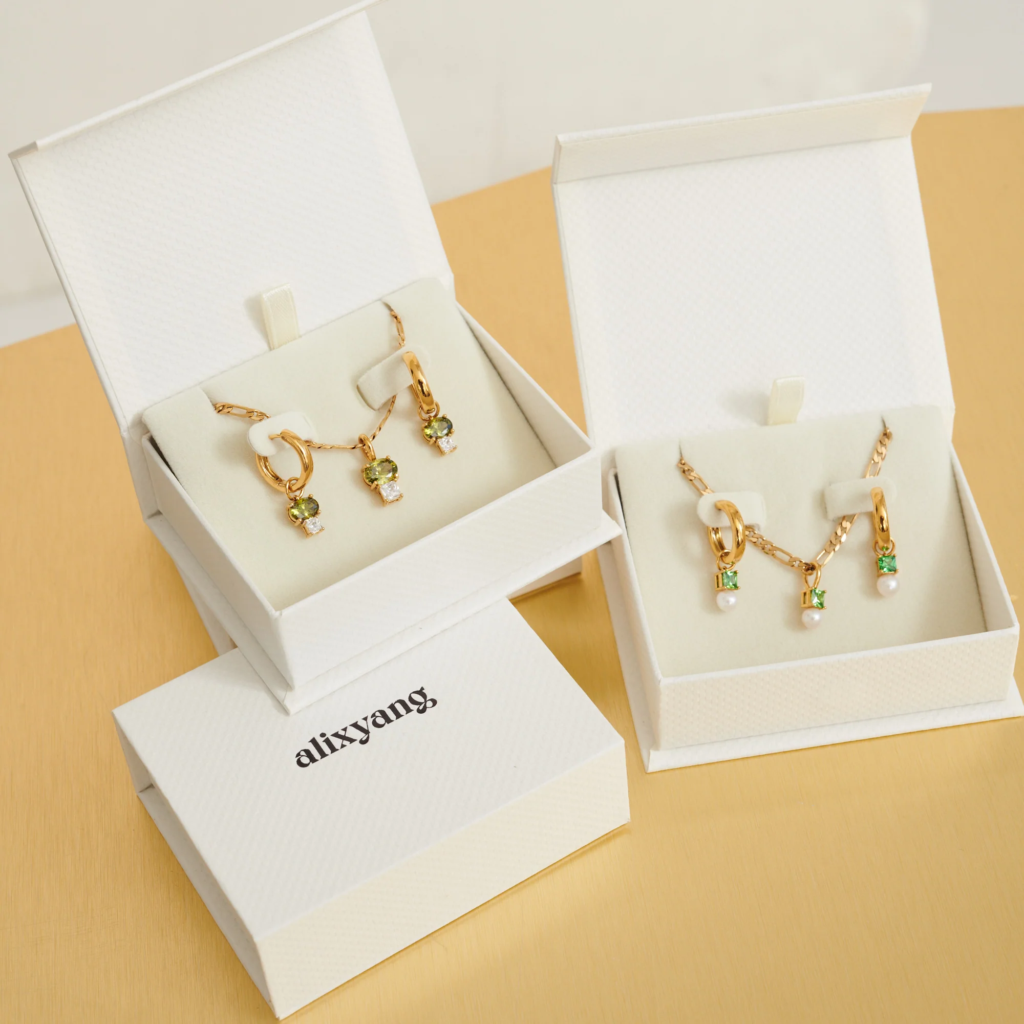 Sejal Earrings - Image 4